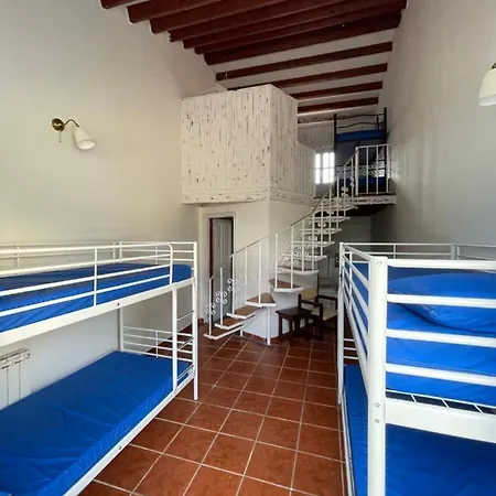 Albergue Llanes Hostel Villahormes * Villahormes